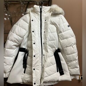 Michael Kors coat size XXL. New without tags.